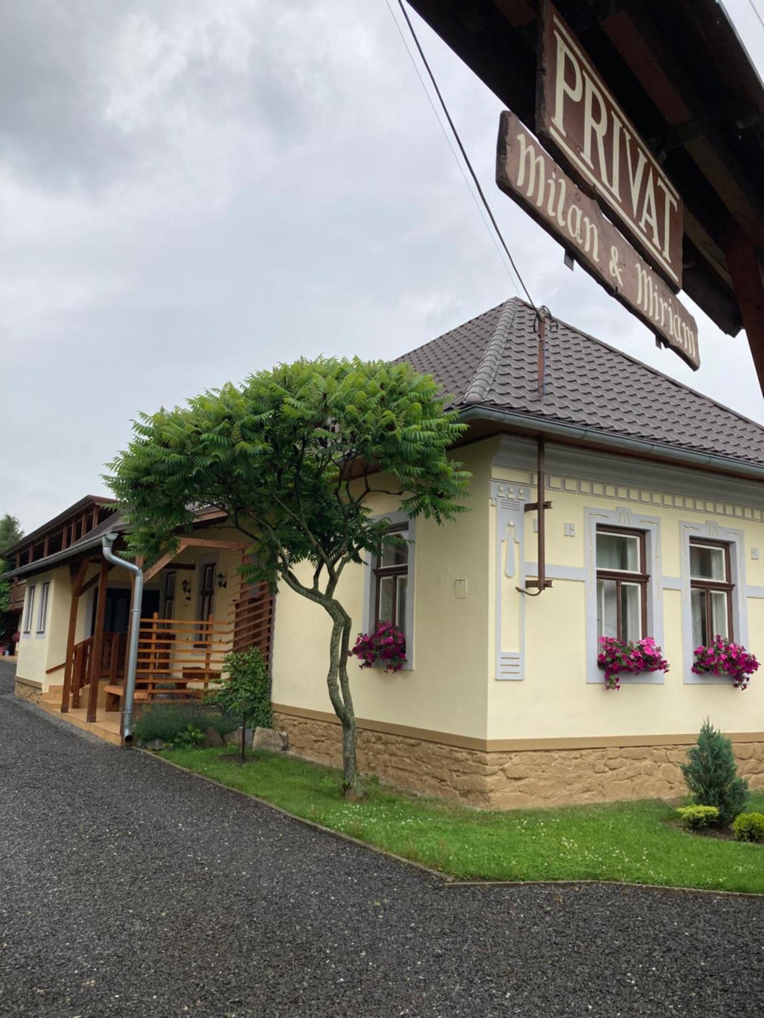 Domcek Miriam Guest House Hrabusice Ngoại thất bức ảnh